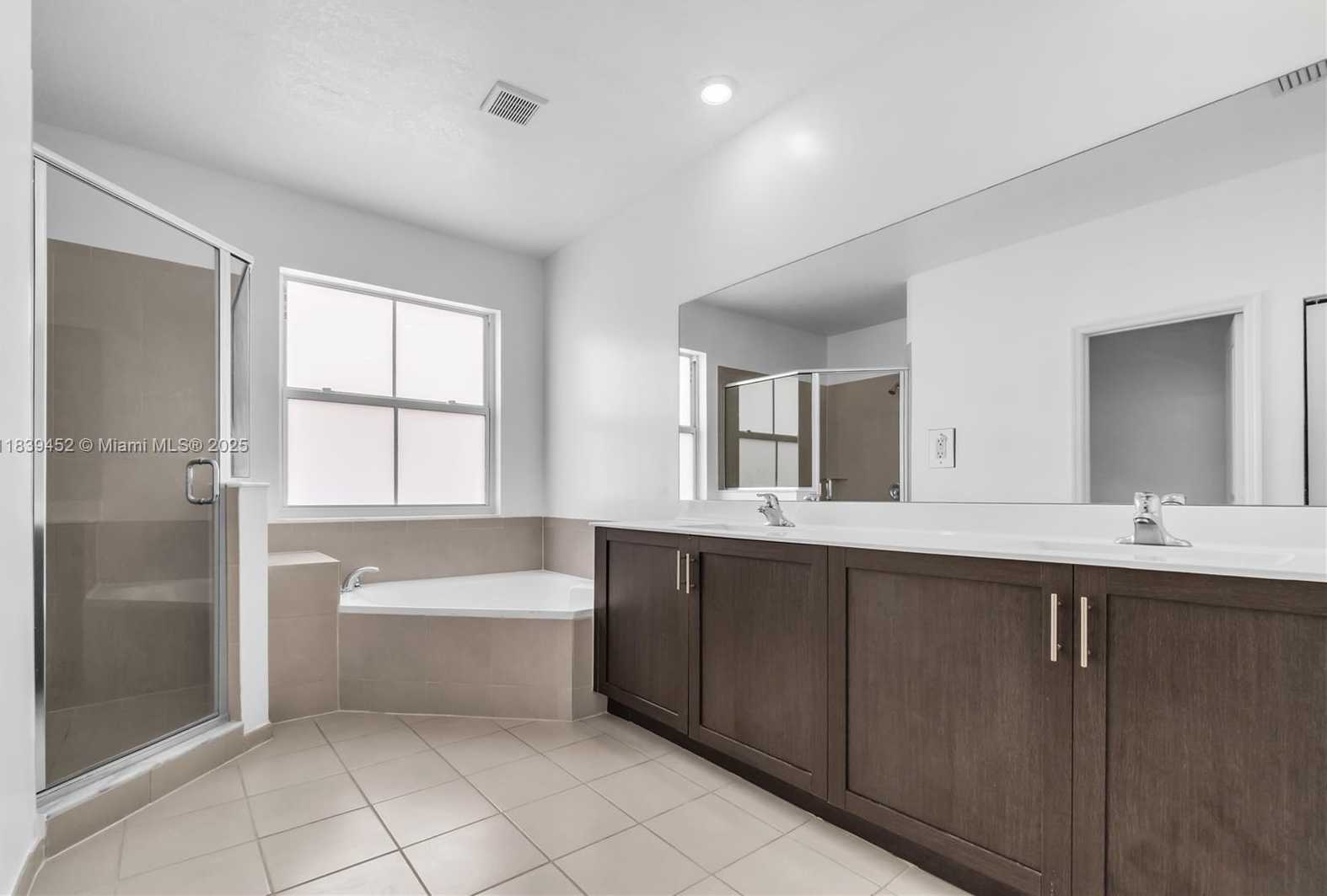 Small Image of 1412 SOUTH EAST 27TH TER, Homestead Number 28