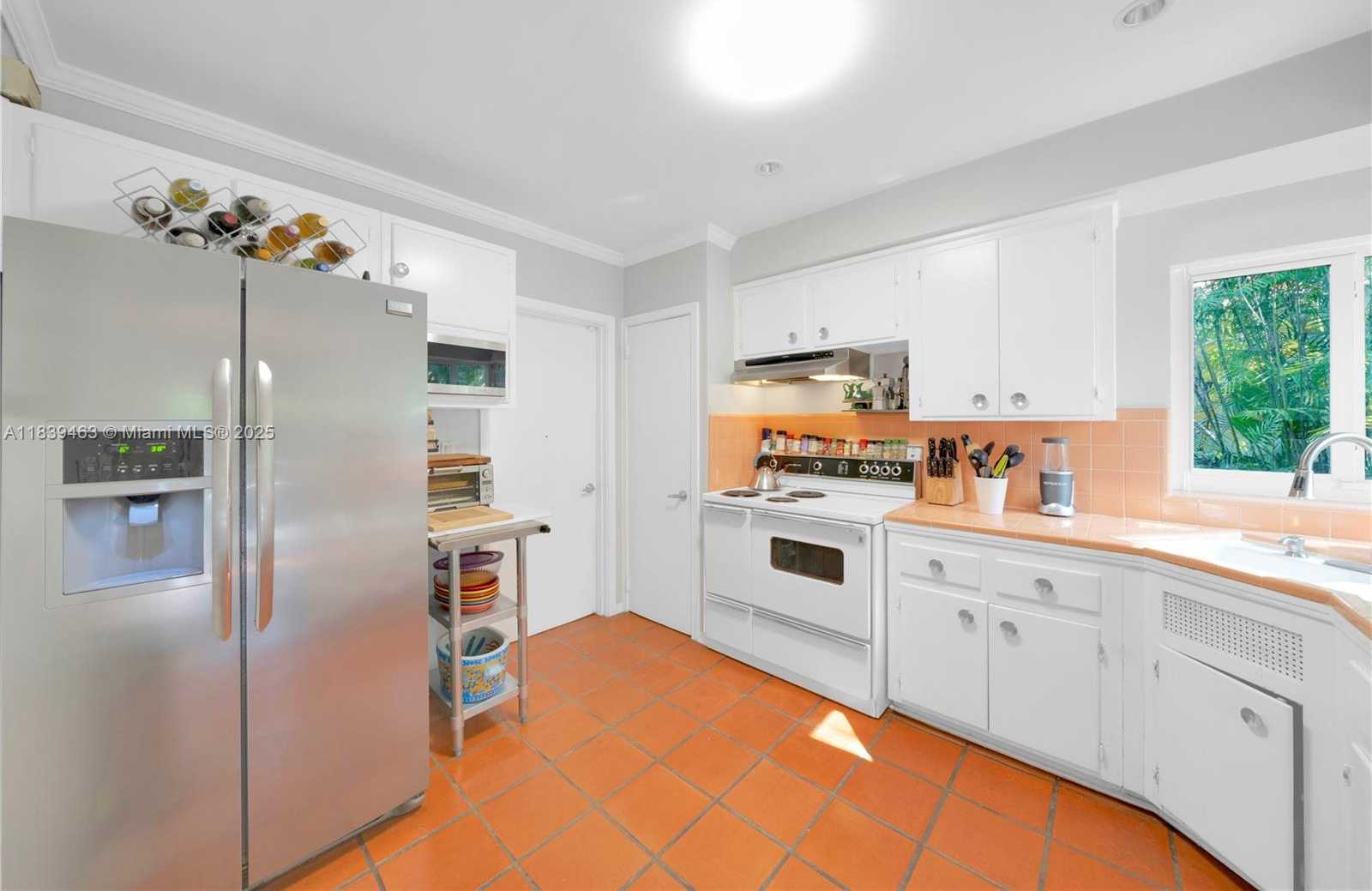 Small Image of 2665 SOUTH WEST 17TH AVE, Miami Number 13