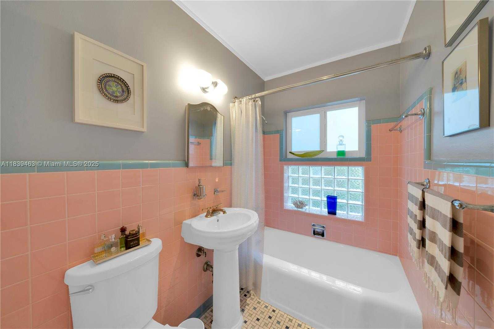Small Image of 2665 SOUTH WEST 17TH AVE, Miami Number 18