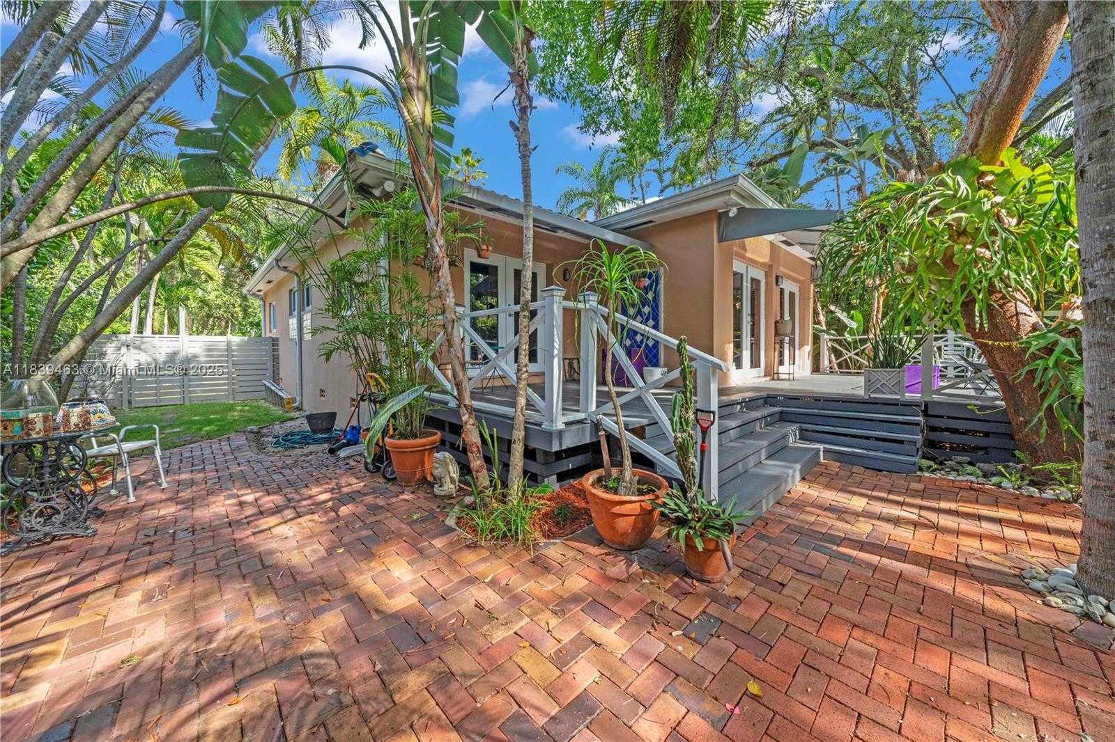 Small Image of 2665 SOUTH WEST 17TH AVE, Miami Number 27