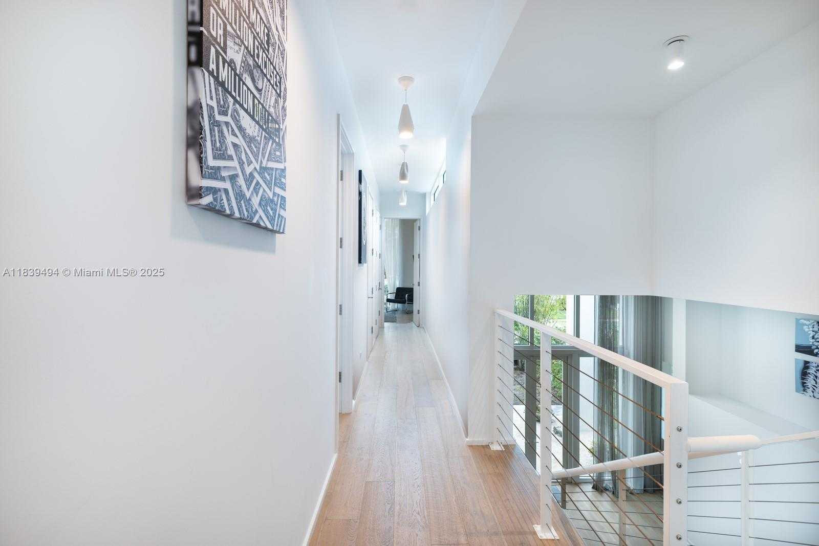 Small Image of 335 WEST 46TH ST, Miami Beach Number 16