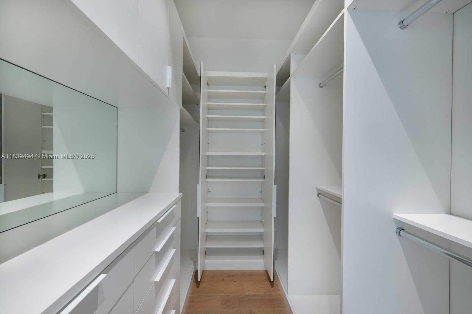 Small Image of 335 WEST 46TH ST, Miami Beach Number 23