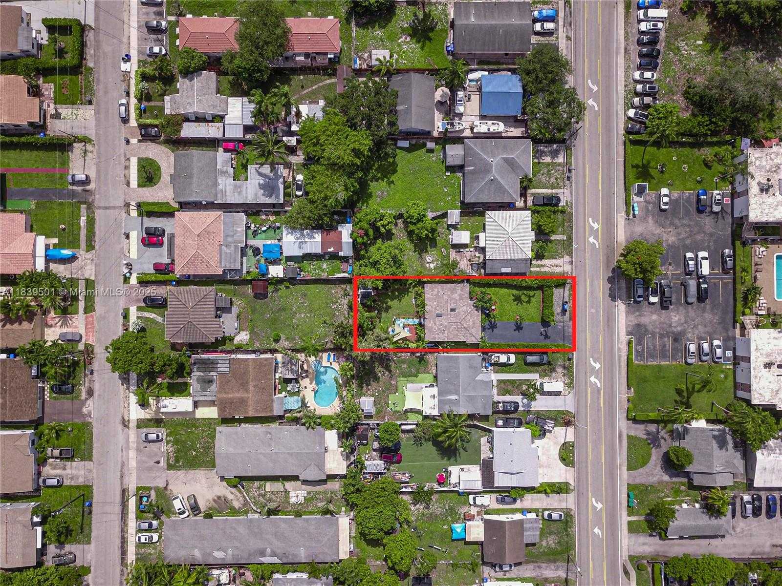 Small Image of 2245 JOHNSON ST, Hollywood Number 23