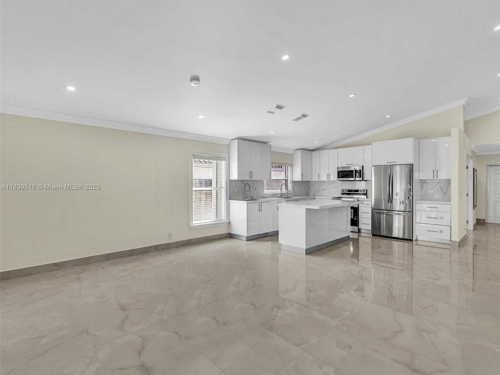 Small Image of 4966 SOUTH WEST 33RD TER, Hollywood Number 28