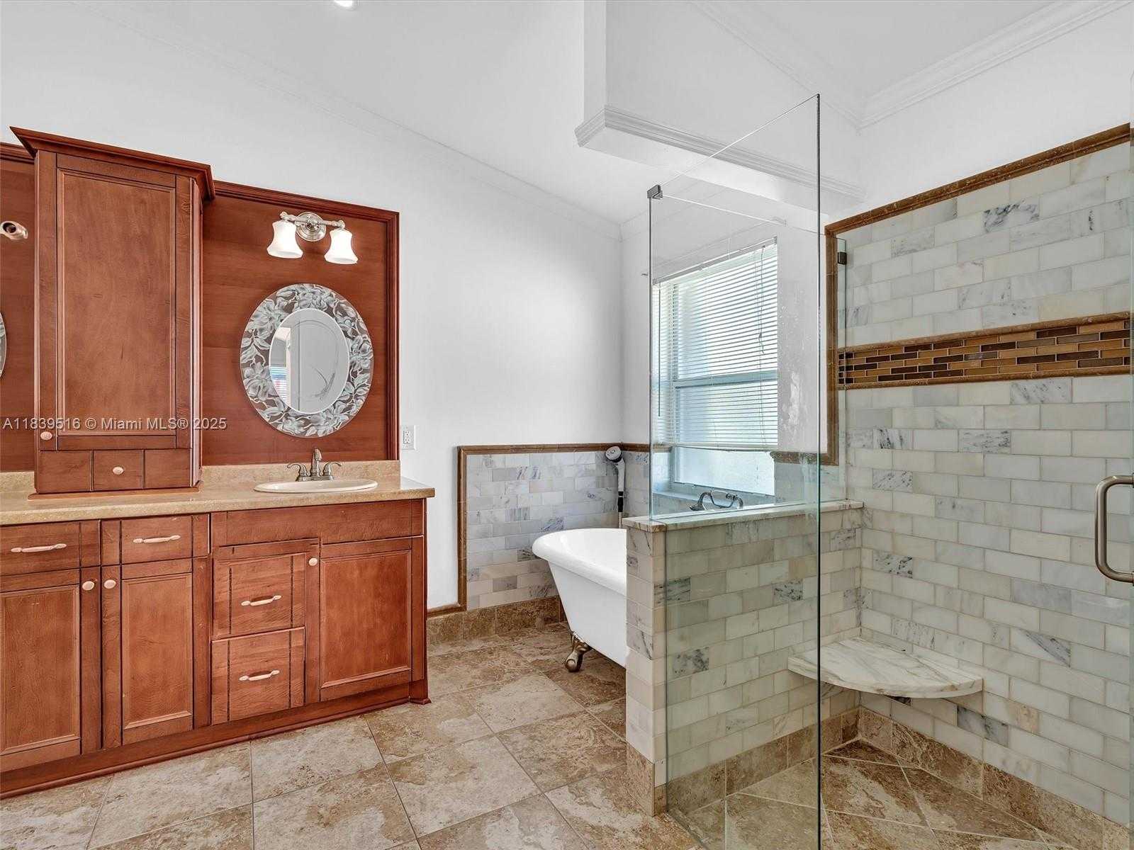 Small Image of 4966 SOUTH WEST 33RD TER, Hollywood Number 46