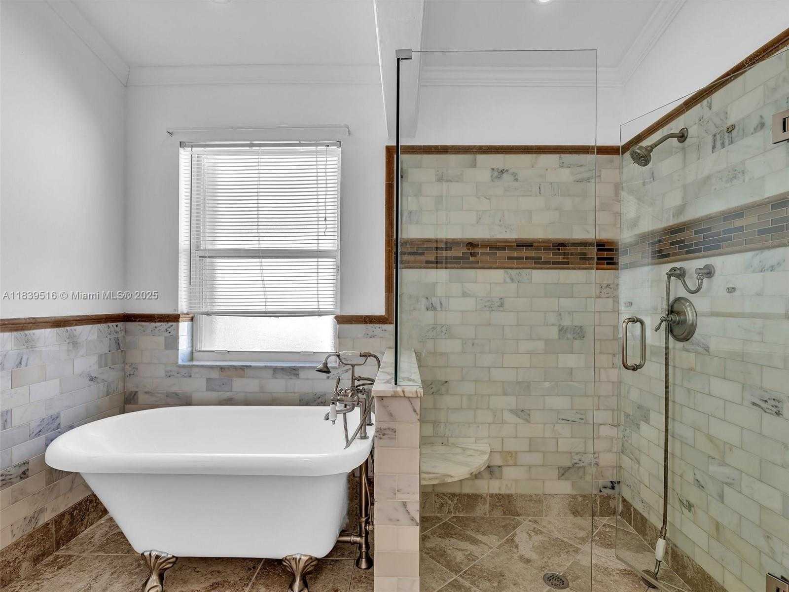 Small Image of 4966 SOUTH WEST 33RD TER, Hollywood Number 47