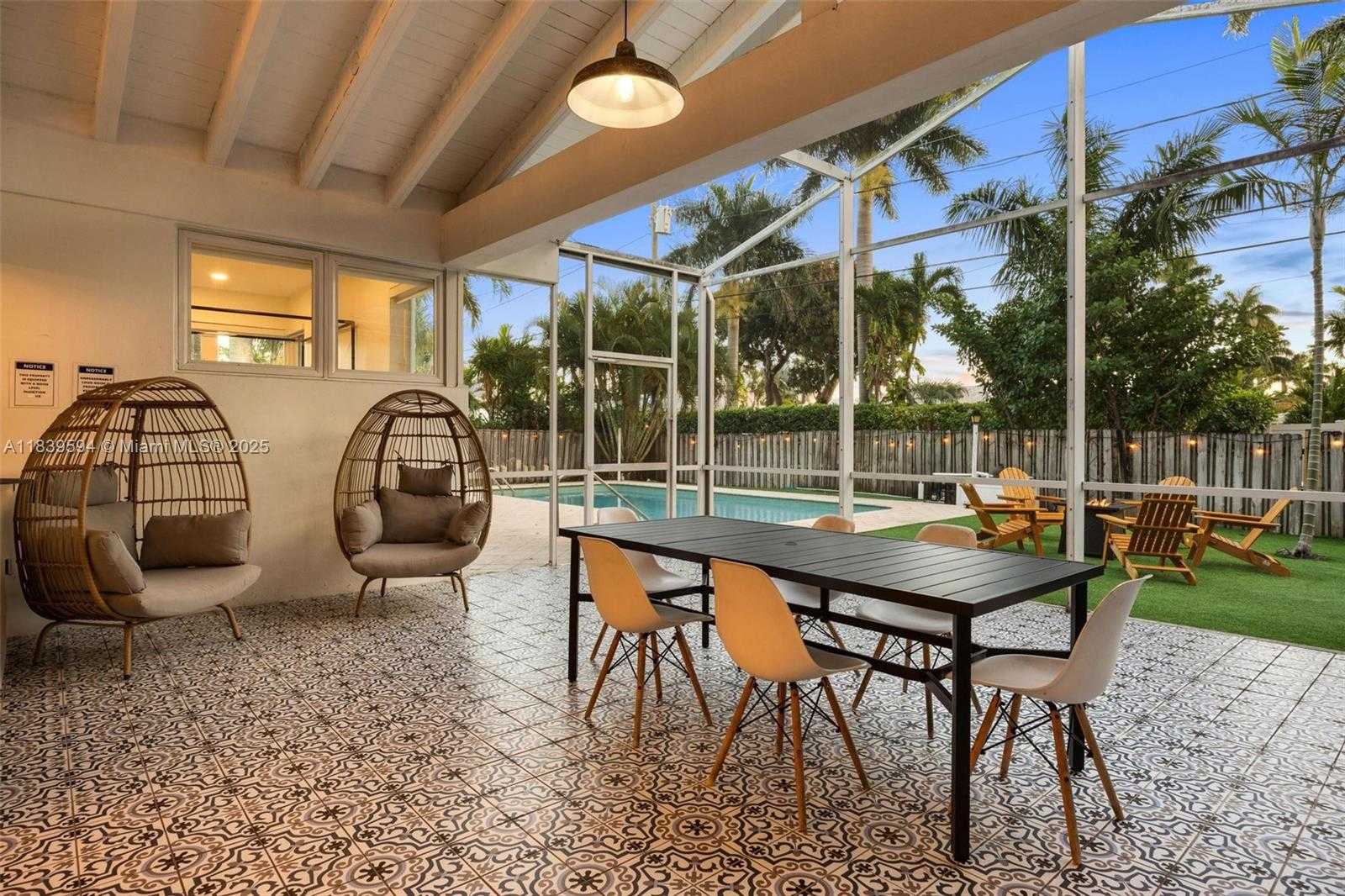 Small Image of 1240 JEFFERSON ST, Hollywood Number 11