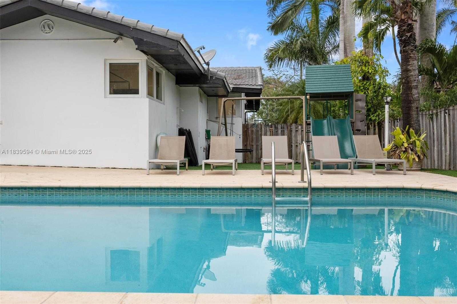 Small Image of 1240 JEFFERSON ST, Hollywood Number 41