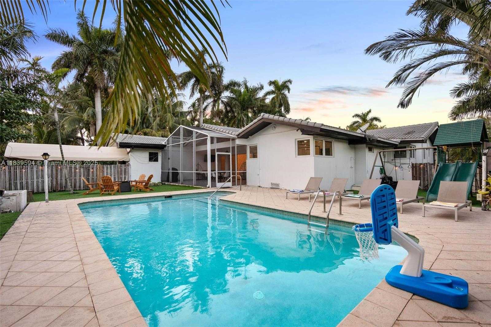 Small Image of 1240 JEFFERSON ST, Hollywood Number 5
