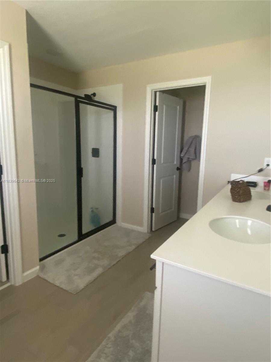 Small Image of 856 NORTH EAST GRIFFON AVE, Other City - In The State Of Florida Number 10
