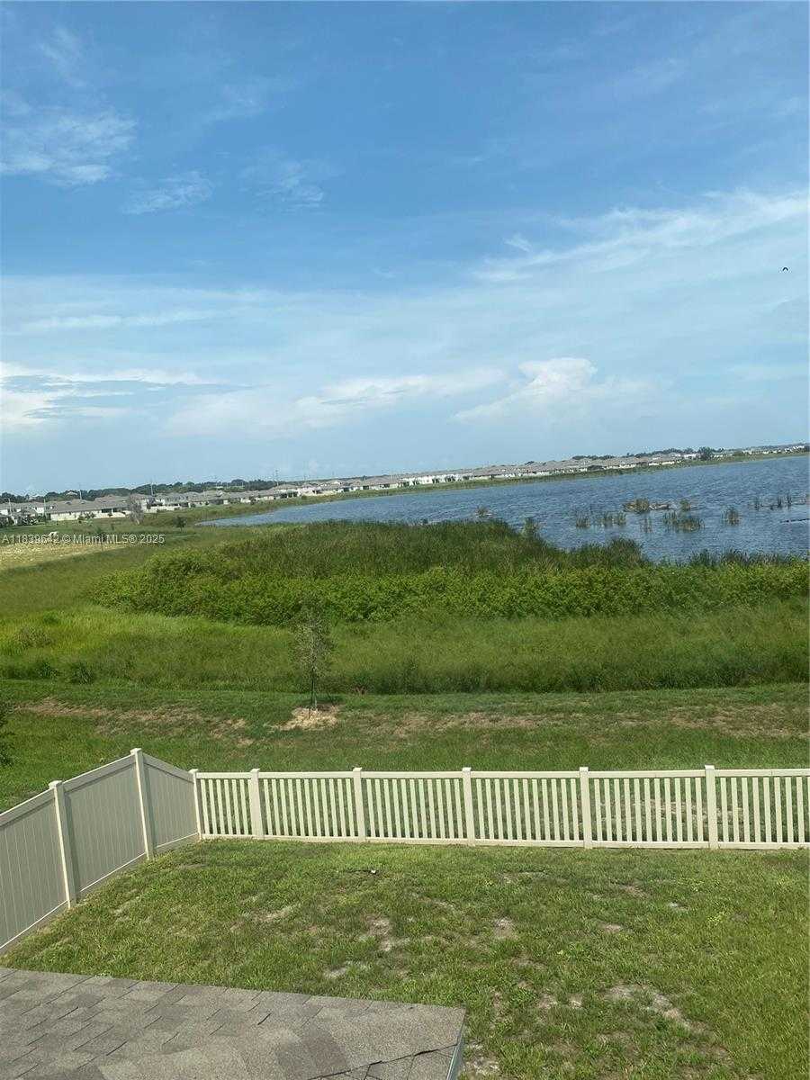 Small Image of 856 NORTH EAST GRIFFON AVE, Other City - In The State Of Florida Number 25