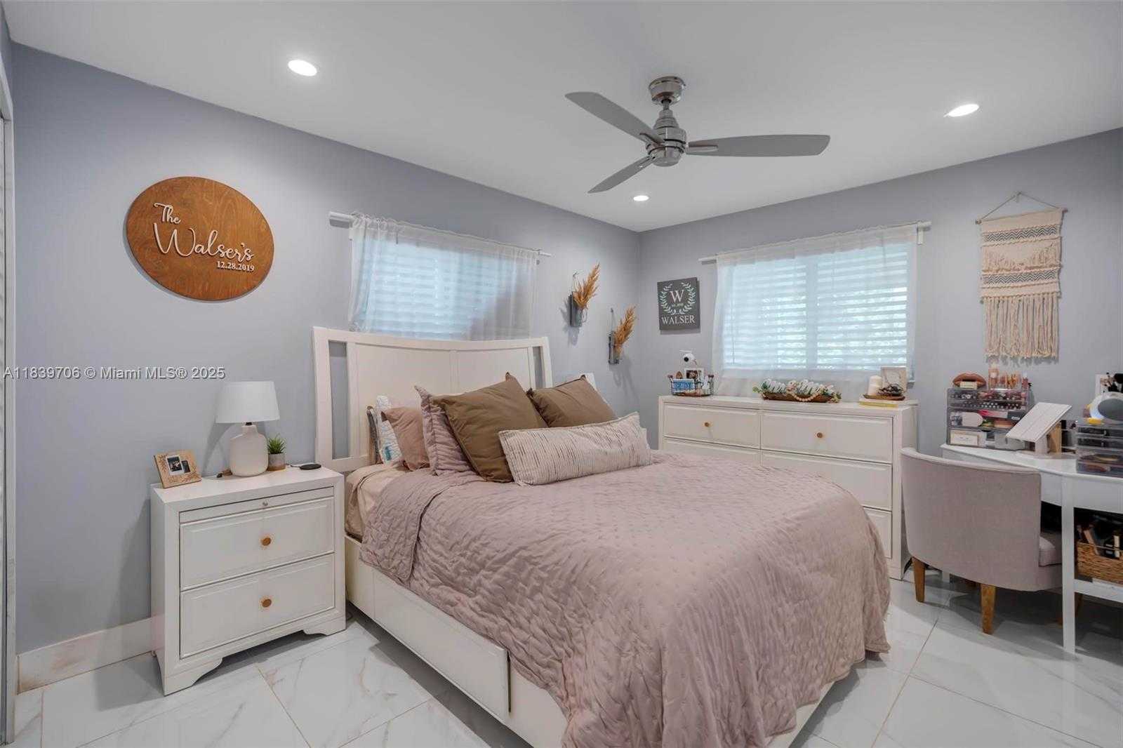 Small Image of 11940 NORTH WEST 33RD ST, Sunrise Number 13