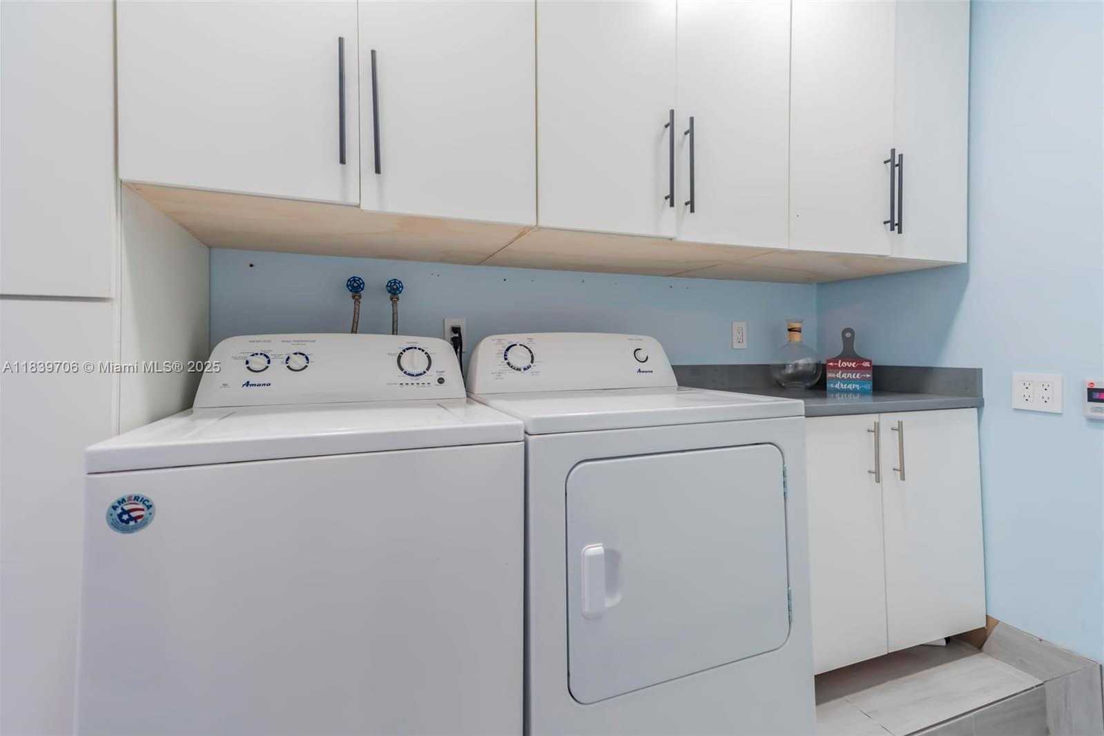 Small Image of 11940 NORTH WEST 33RD ST, Sunrise Number 18