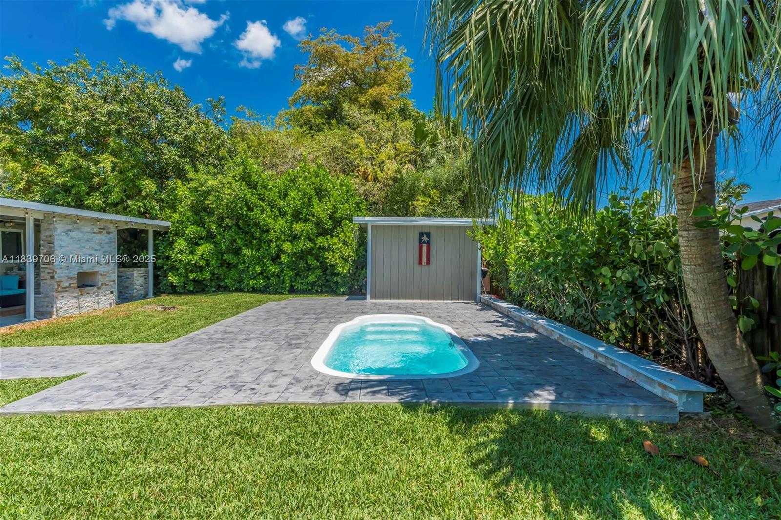 Small Image of 11940 NORTH WEST 33RD ST, Sunrise Number 22