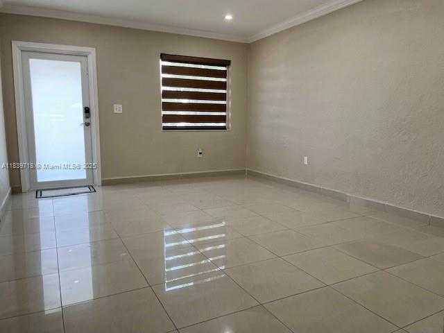 Small Image of 330 WEST 40TH PL, Hialeah Number 4