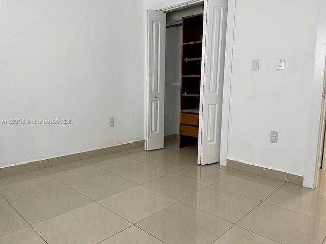 Small Image of 330 WEST 40TH PL, Hialeah Number 7