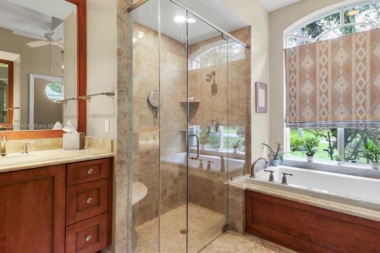 Small Image of 18650 SOUTH EAST RIVER RIDGE RD, Jupiter Number 21
