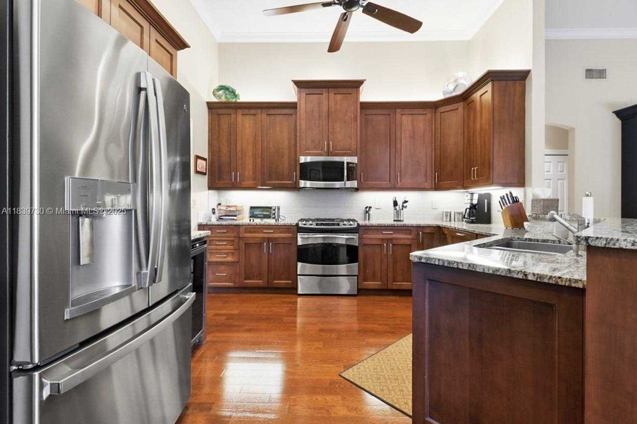 Small Image of 18650 SOUTH EAST RIVER RIDGE RD, Jupiter Number 3
