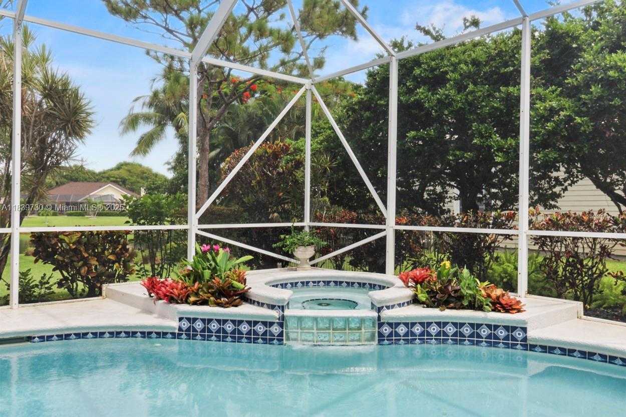 Small Image of 18650 SOUTH EAST RIVER RIDGE RD, Jupiter Number 38