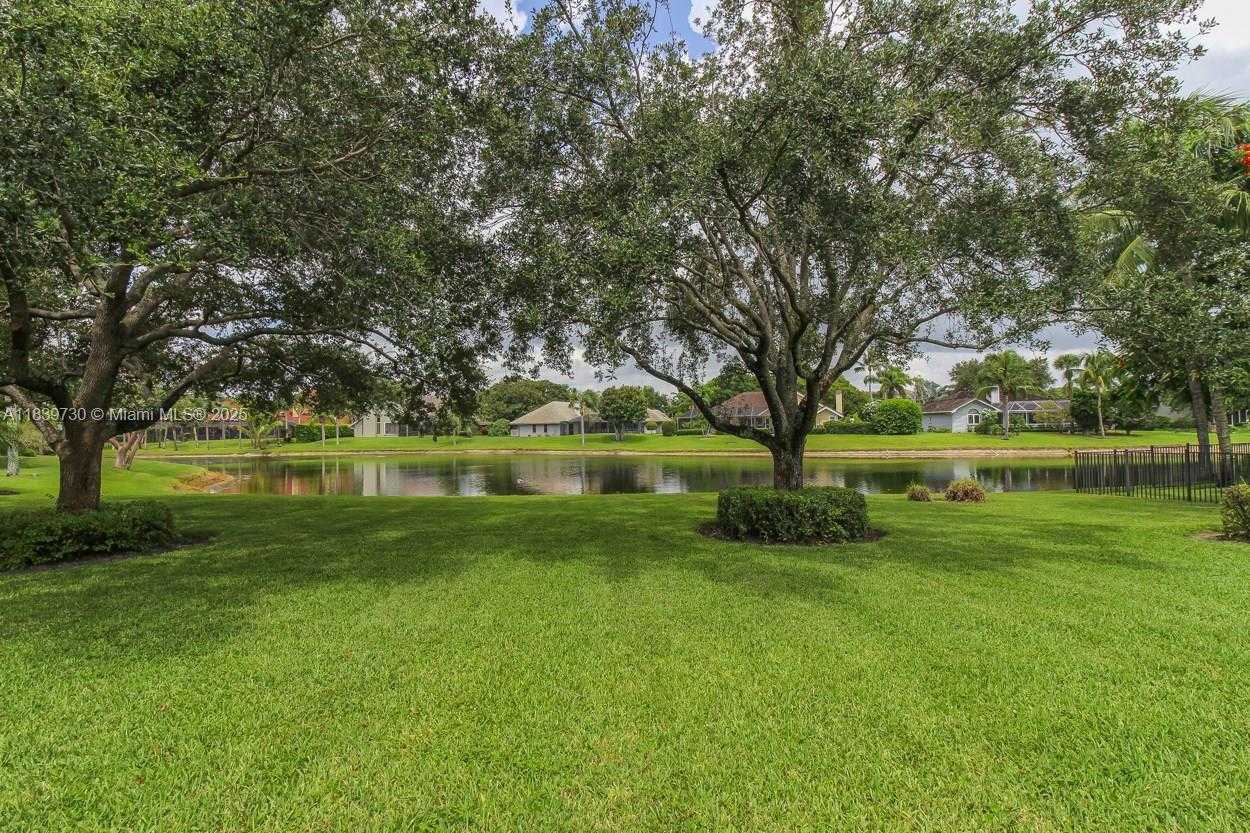 Small Image of 18650 SOUTH EAST RIVER RIDGE RD, Jupiter Number 41