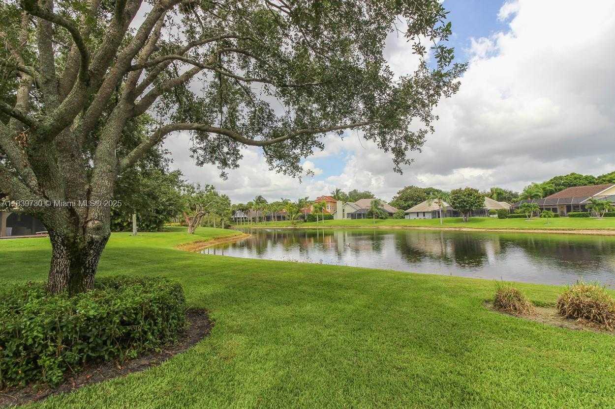 Small Image of 18650 SOUTH EAST RIVER RIDGE RD, Jupiter Number 42