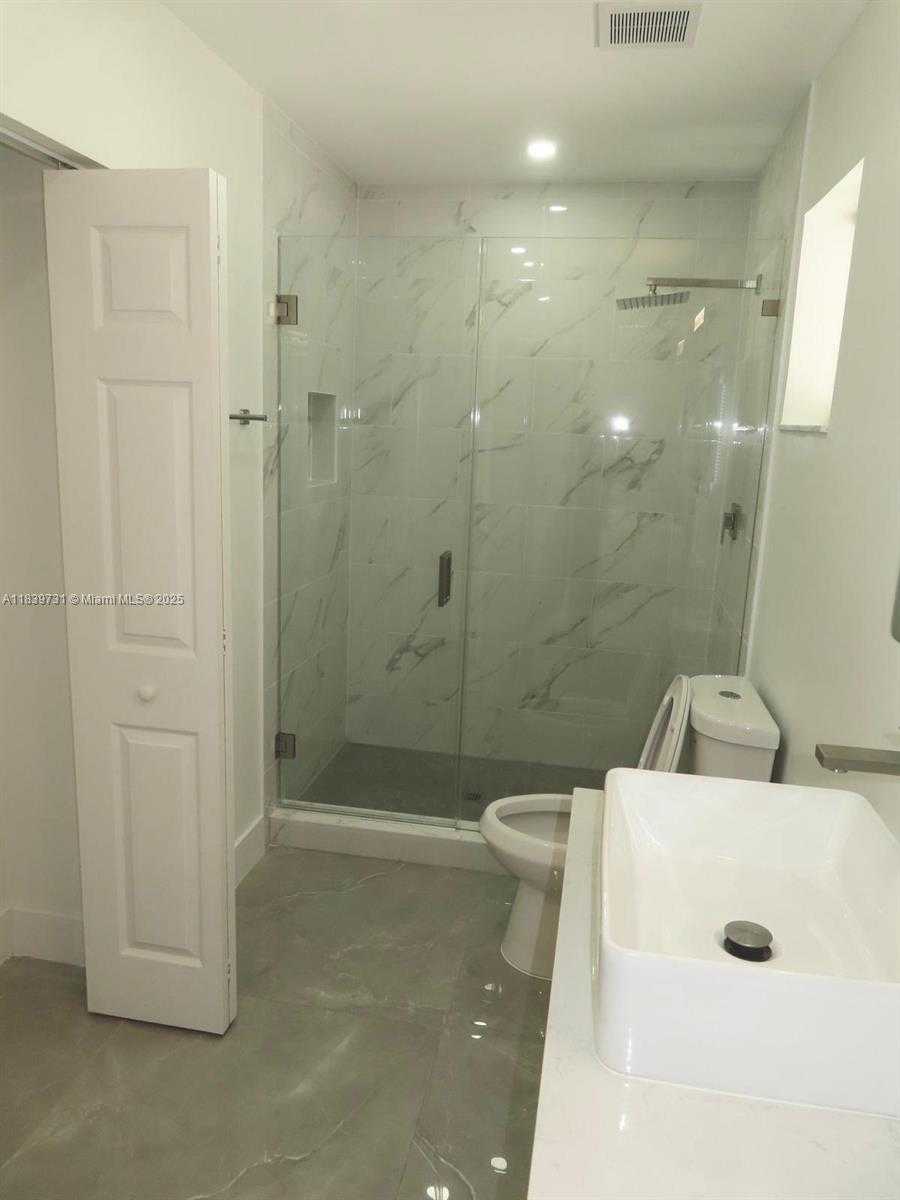 Small Image of 21991 SOUTH WEST 252ND ST, Homestead Number 21