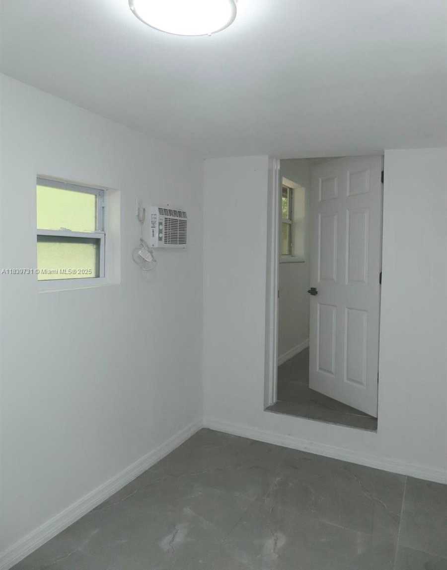 Small Image of 21991 SOUTH WEST 252ND ST, Homestead Number 31