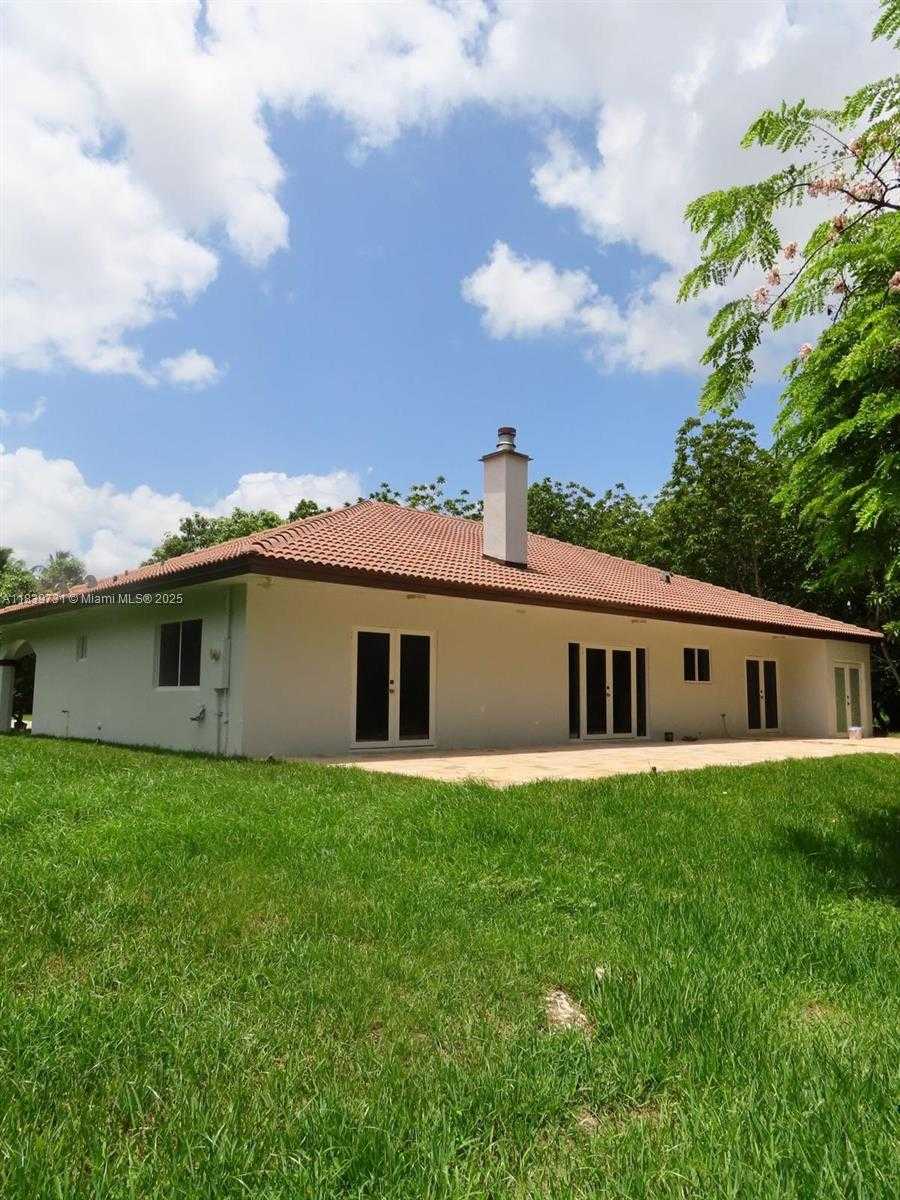 Small Image of 21991 SOUTH WEST 252ND ST, Homestead Number 37