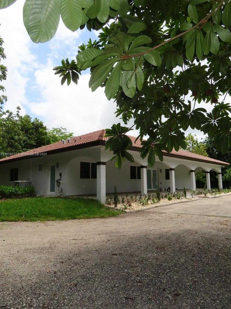 Small Image of 21991 SOUTH WEST 252ND ST, Homestead Number 39