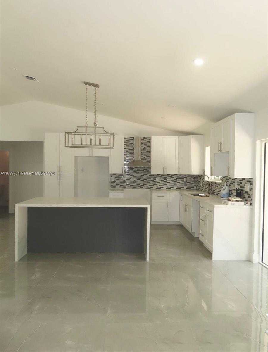 Small Image of 21991 SOUTH WEST 252ND ST, Homestead Number 5