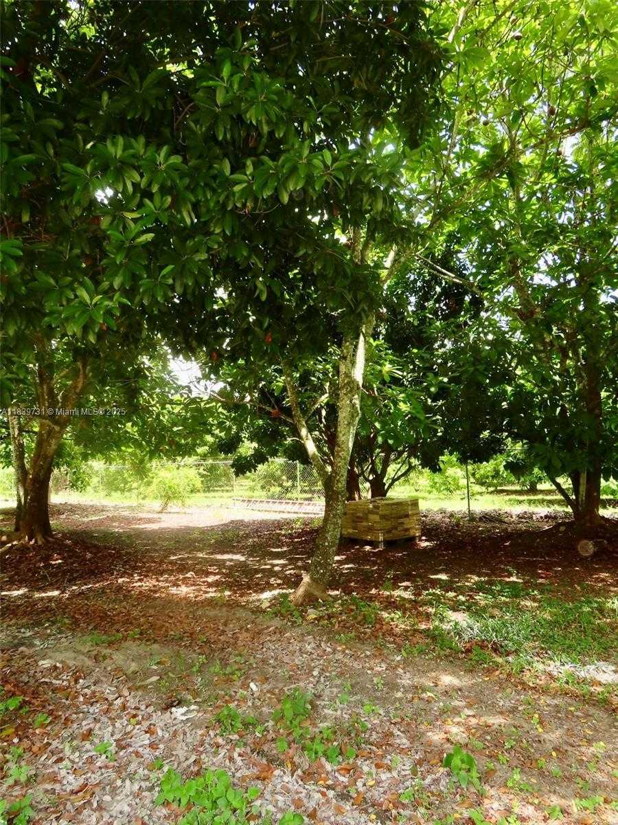 Small Image of 21991 SOUTH WEST 252ND ST, Homestead Number 57