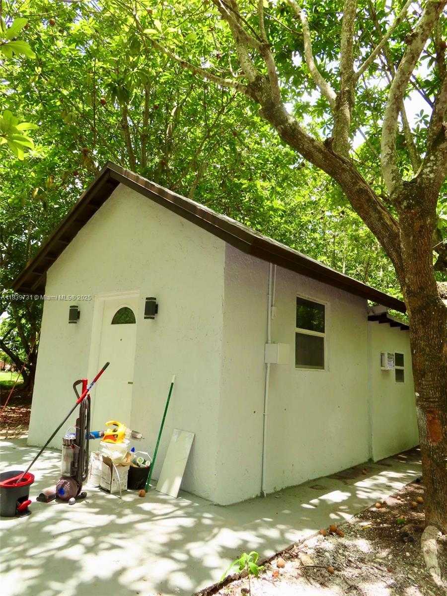 Small Image of 21991 SOUTH WEST 252ND ST, Homestead Number 61