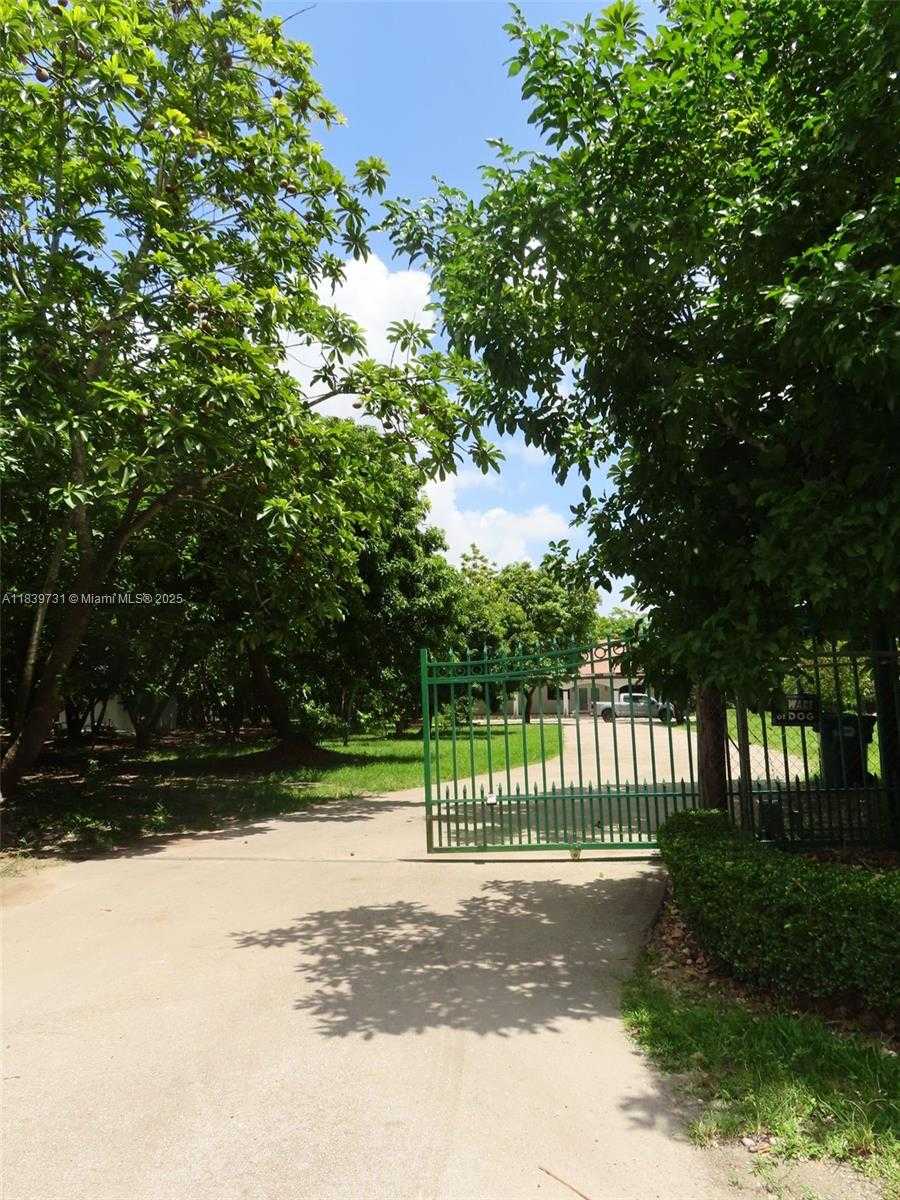 Small Image of 21991 SOUTH WEST 252ND ST, Homestead Number 63