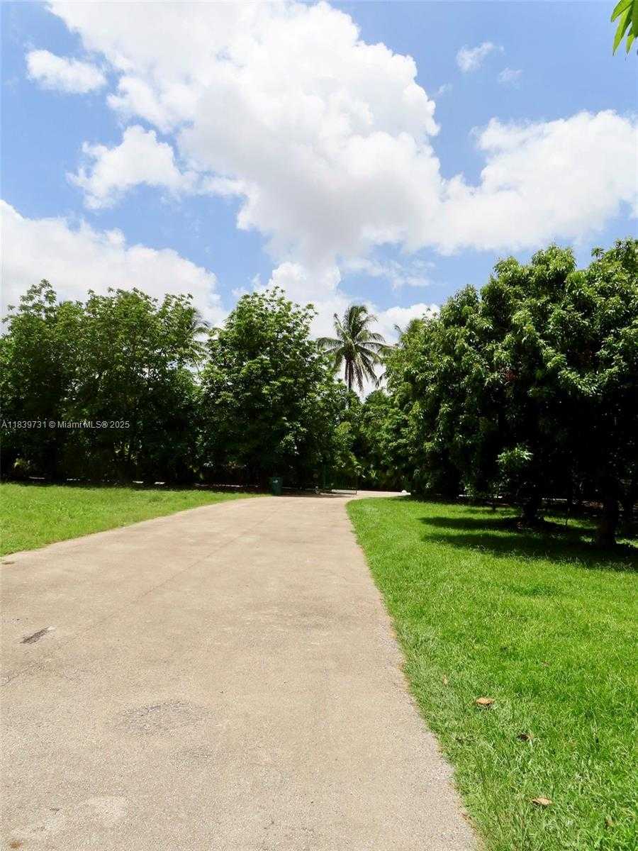 Small Image of 21991 SOUTH WEST 252ND ST, Homestead Number 64