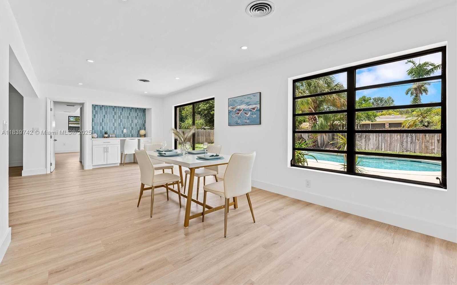 Small Image of 885 AZALEA CT, Plantation Number 11