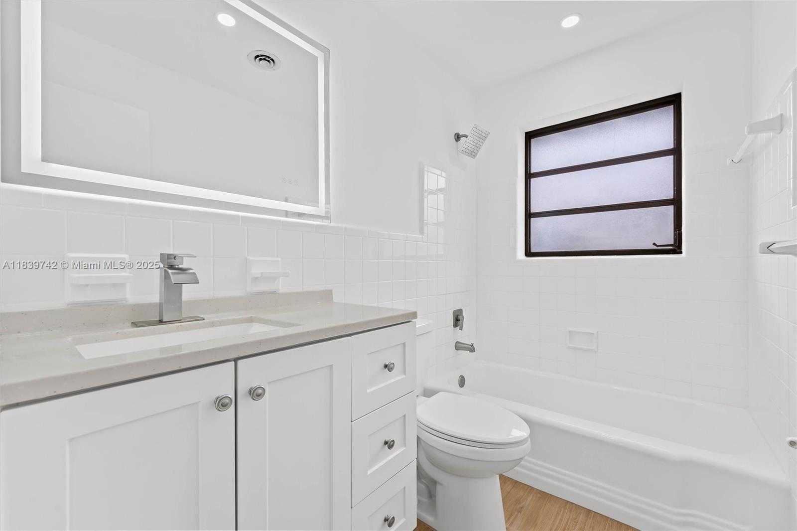 Small Image of 885 AZALEA CT, Plantation Number 18
