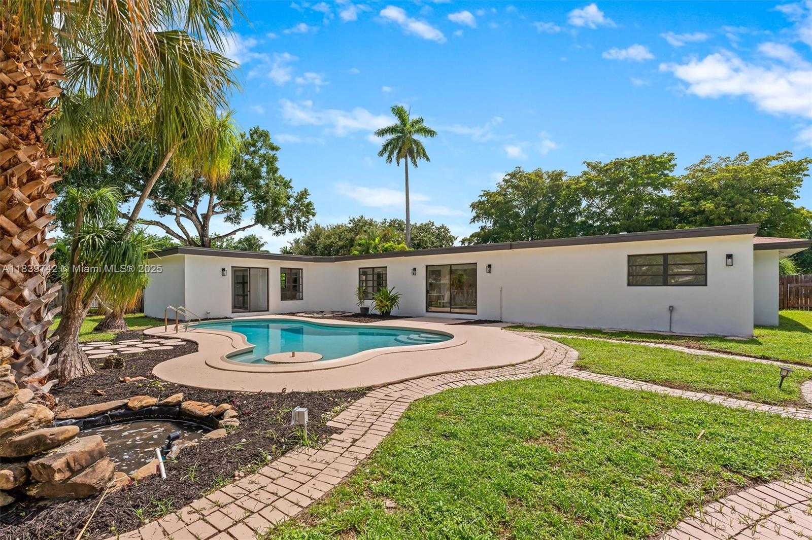 Small Image of 885 AZALEA CT, Plantation Number 29