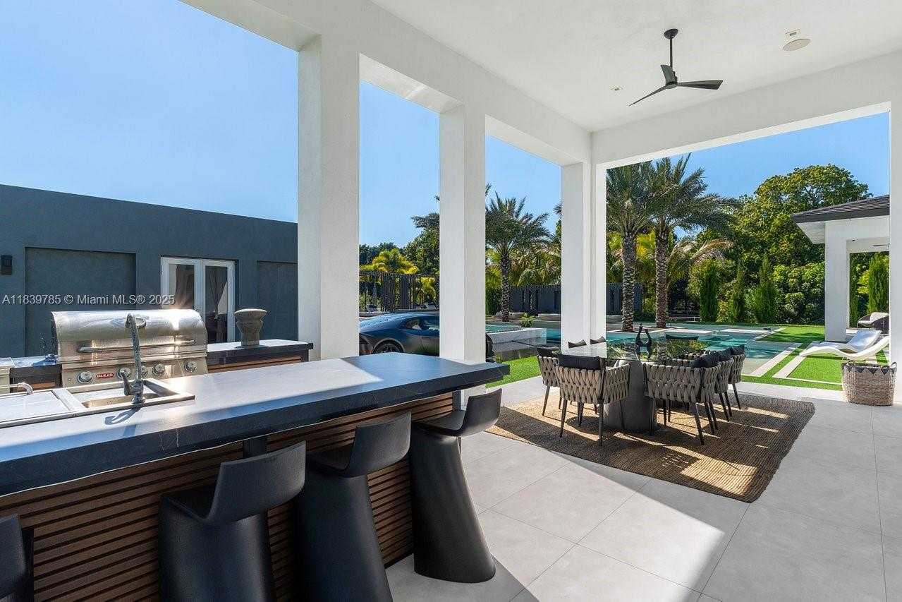 Small Image of 17900 SOUTH WEST 70TH PL, Southwest Ranches Number 54