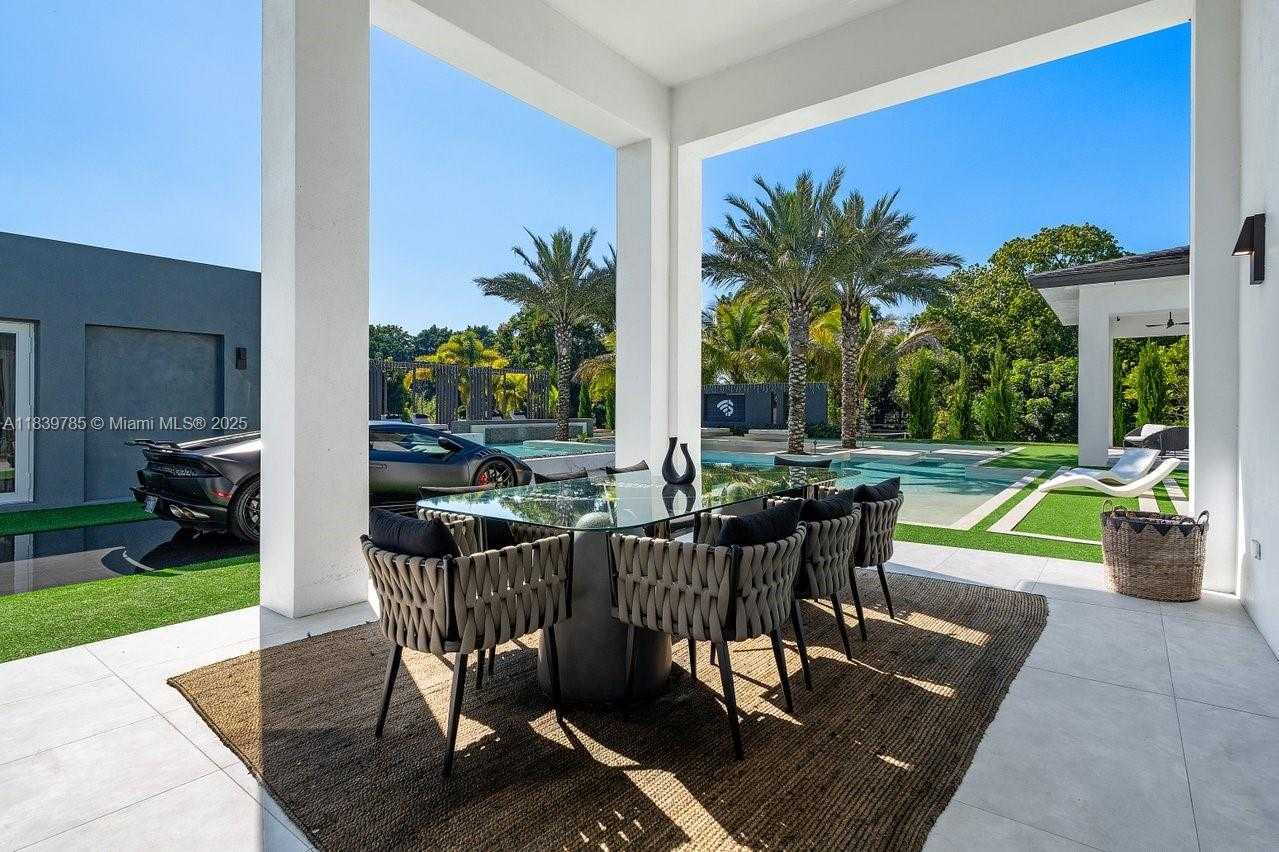Small Image of 17900 SOUTH WEST 70TH PL, Southwest Ranches Number 55