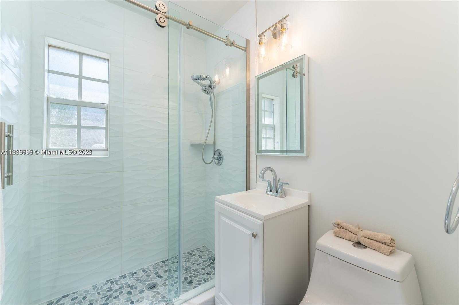 Small Image of 412 SOUTH WEST 16TH CT, Fort Lauderdale Number 15