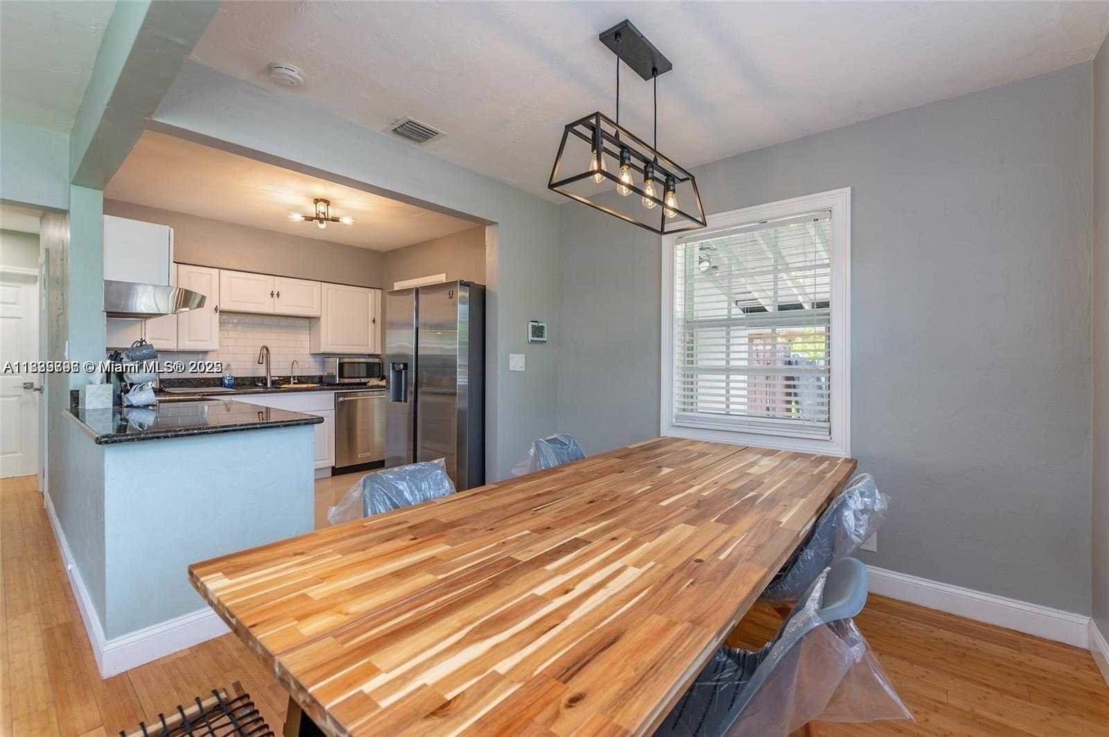 Small Image of 412 SOUTH WEST 16TH CT, Fort Lauderdale Number 17