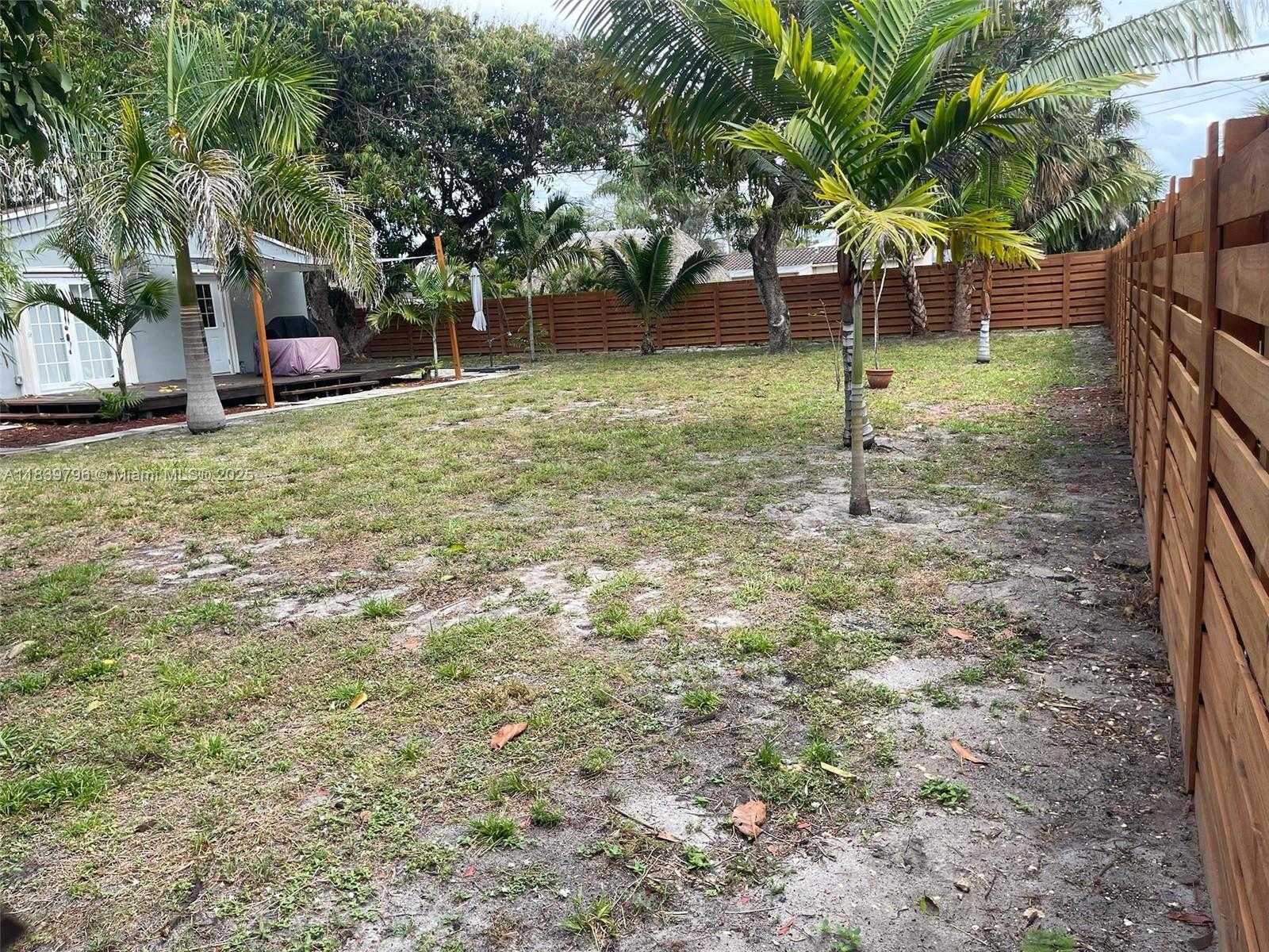 Small Image of 412 SOUTH WEST 16TH CT, Fort Lauderdale Number 21