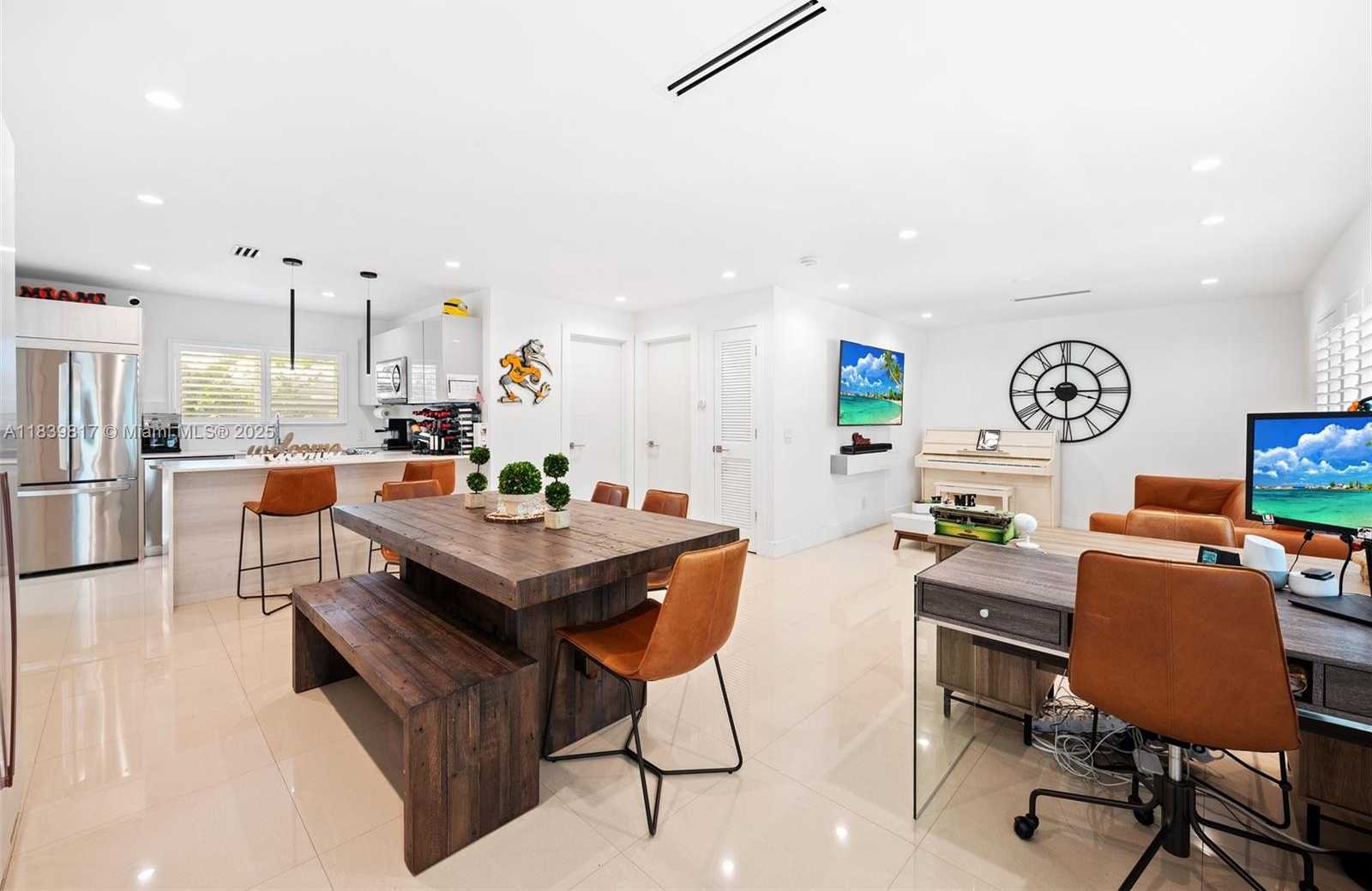 Small Image of 2511 TEQUESTA LN, Coconut Grove Number 11