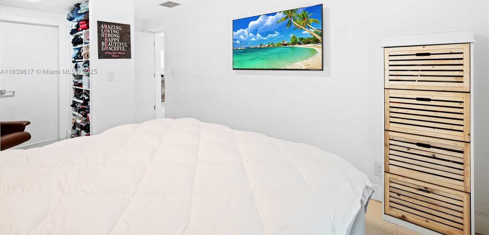 Small Image of 2511 TEQUESTA LN, Coconut Grove Number 16