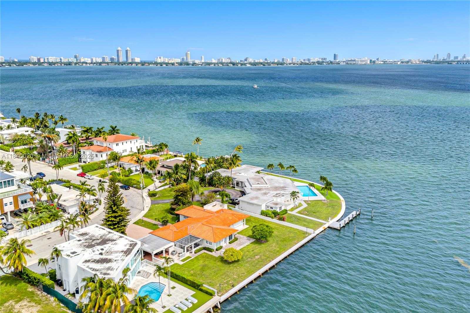Small Image of 7500 WEST TREASURE DR, North Bay Village Number 12