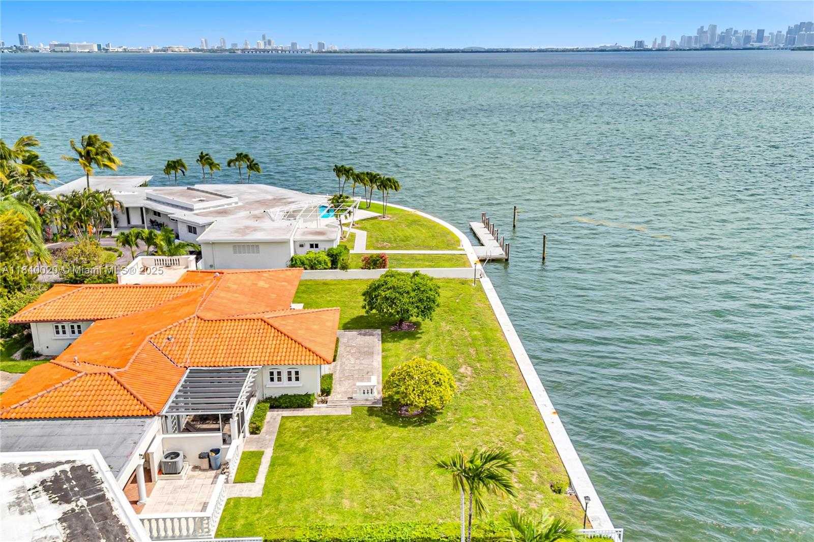 Small Image of 7500 WEST TREASURE DR, North Bay Village Number 13