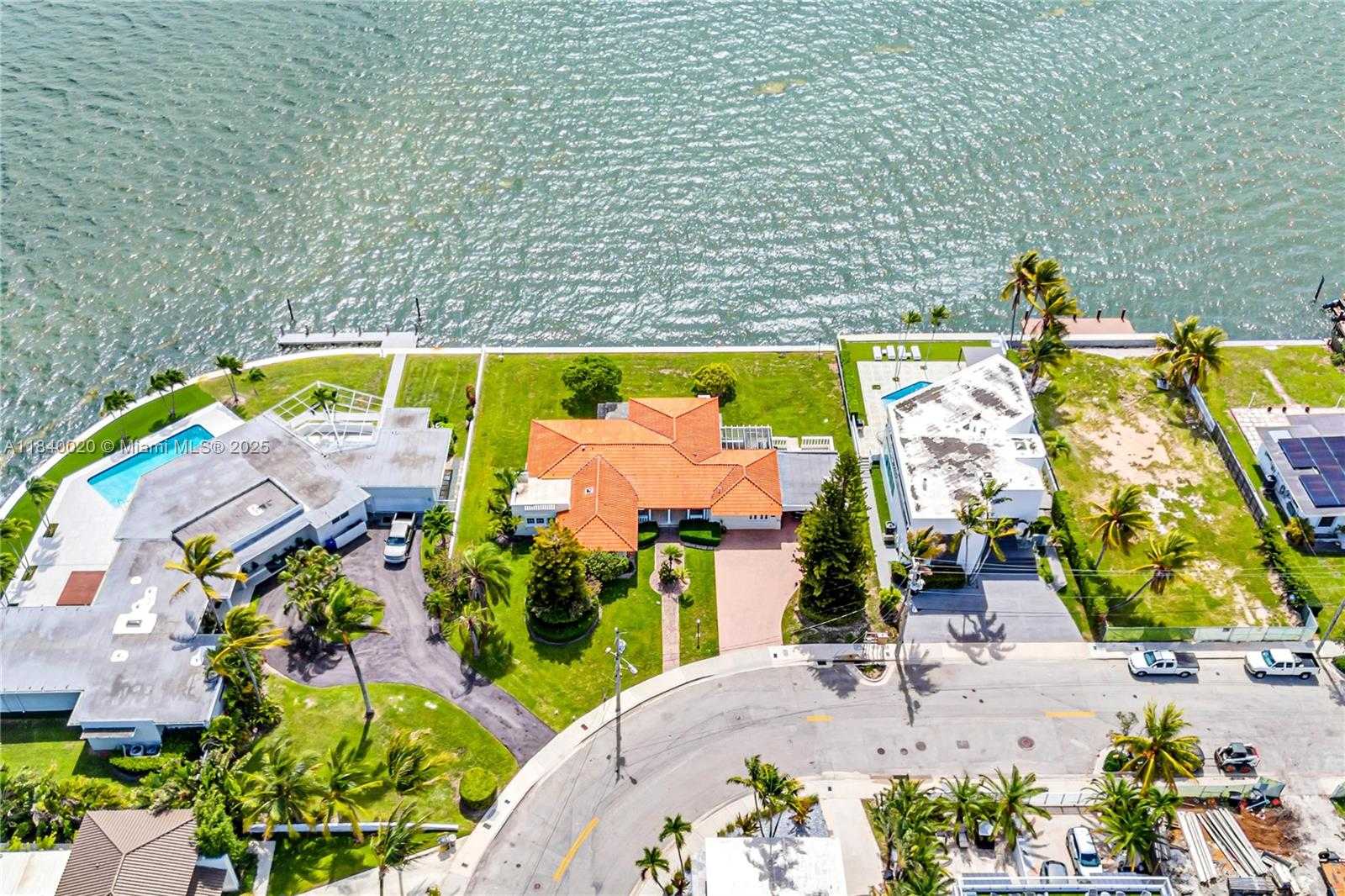 Small Image of 7500 WEST TREASURE DR, North Bay Village Number 16