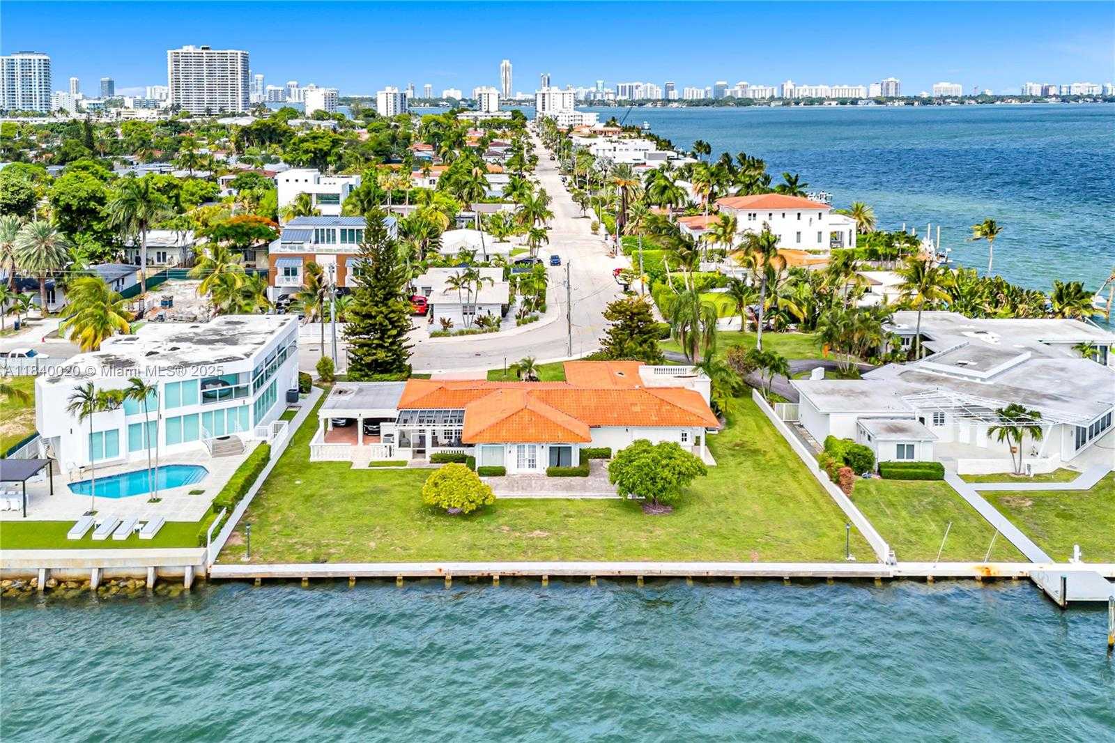 Small Image of 7500 WEST TREASURE DR, North Bay Village Number 19
