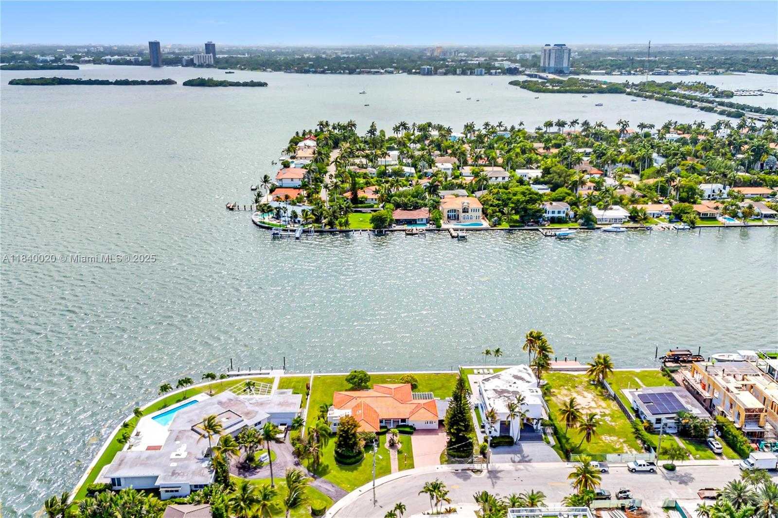 Small Image of 7500 WEST TREASURE DR, North Bay Village Number 28