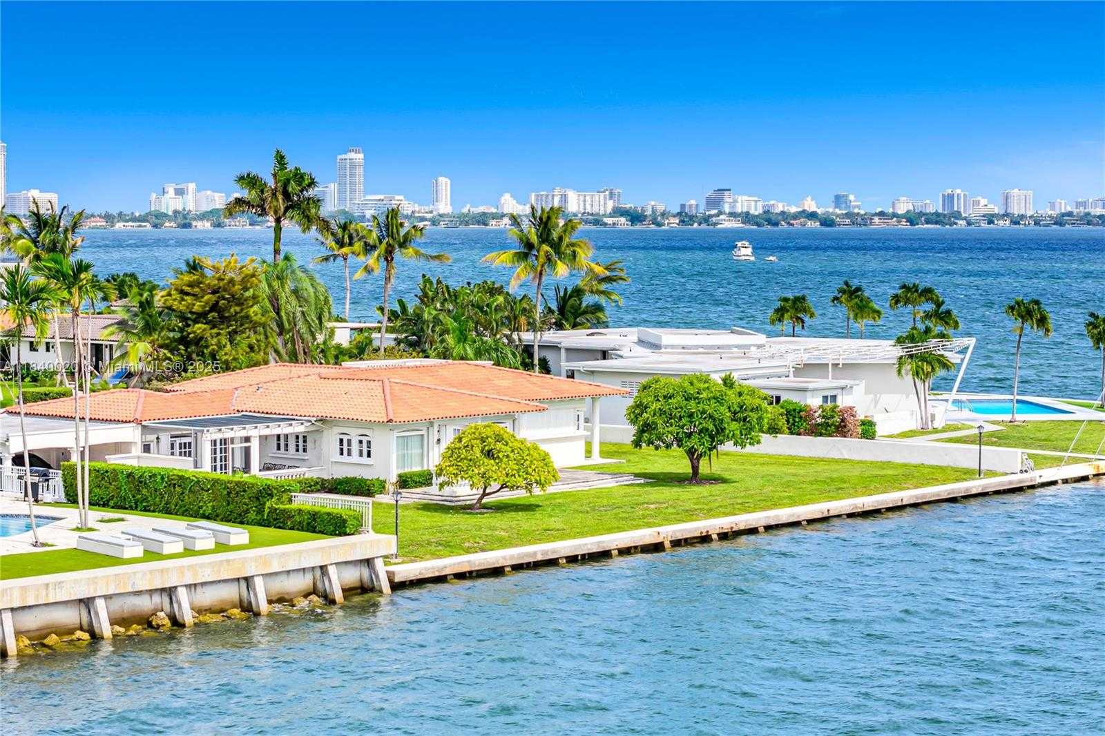 Small Image of 7500 WEST TREASURE DR, North Bay Village Number 3